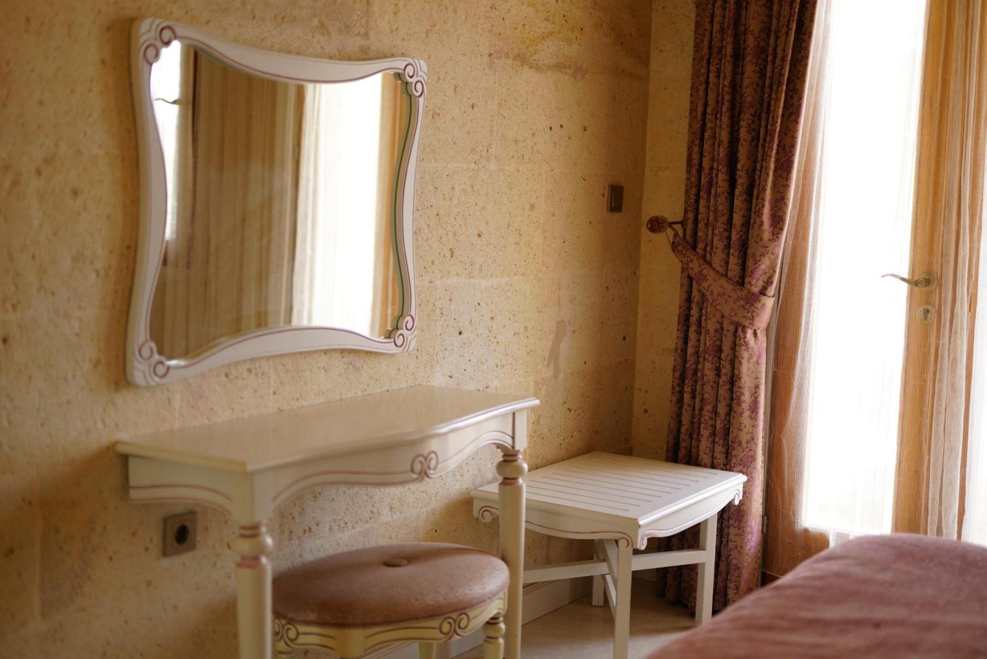 אוצ'יסר Anatelein Cave Hotel מראה חיצוני תמונה