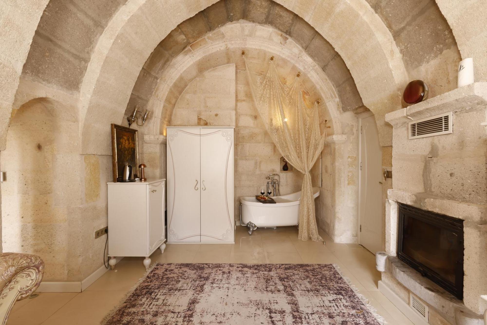 אוצ'יסר Anatelein Cave Hotel מראה חיצוני תמונה