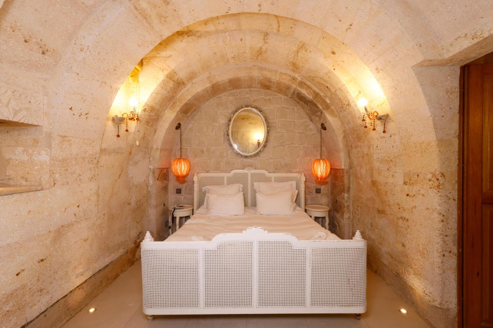 אוצ'יסר Anatelein Cave Hotel מראה חיצוני תמונה
