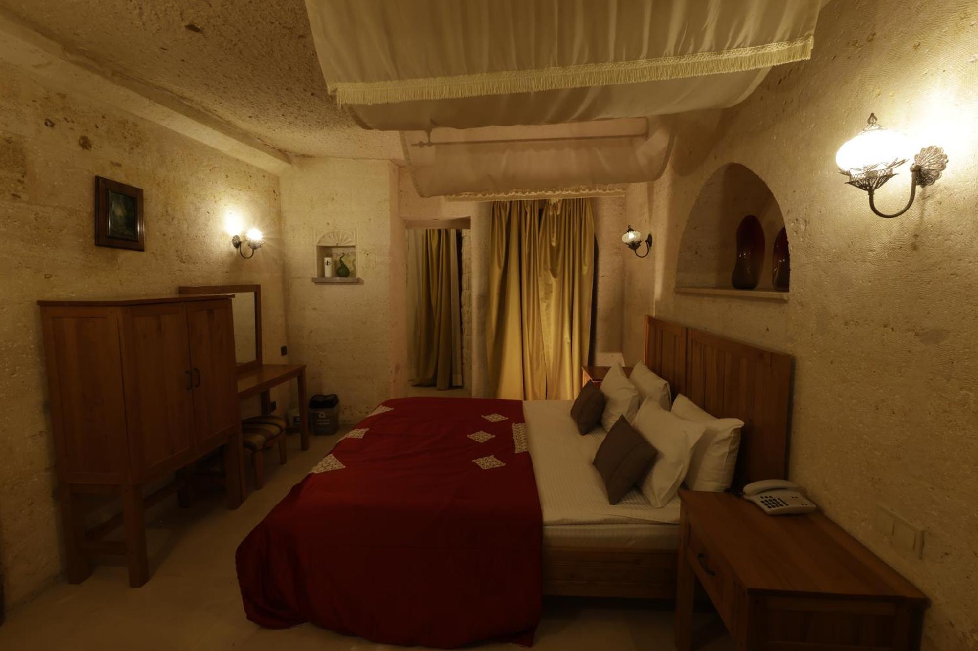 אוצ'יסר Anatelein Cave Hotel מראה חיצוני תמונה